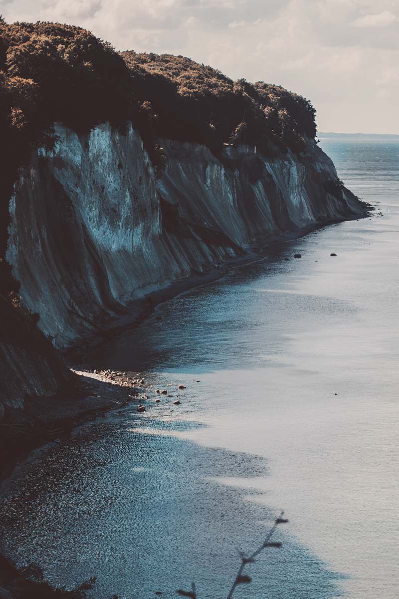 iphone wallpapers landscape photo of cliff near open sea iphone backgrounds